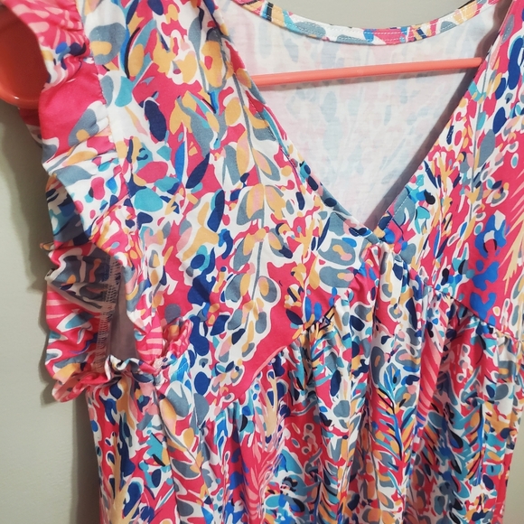 Ruffle sleeve top - Picture 3 of 3